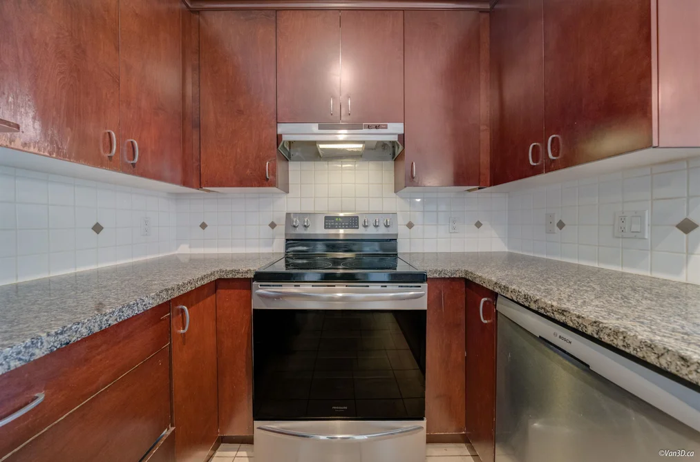 206 1581 FOSTER STREET, White Rock BC V4B 5M1, White Rock BC — Residential for Sale — Photo 9 of 36