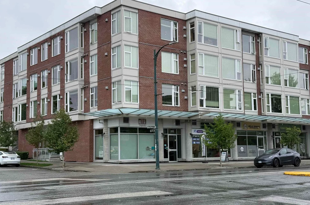 Condo for sale at 206 1838 Renfrew Street Vancouver British Columbia - MLS: R3153012
