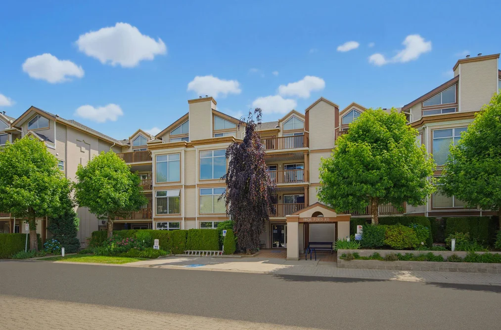 Condo for sale at 206 19131 Ford Road Pitt Meadows British Columbia - MLS: R3160864
