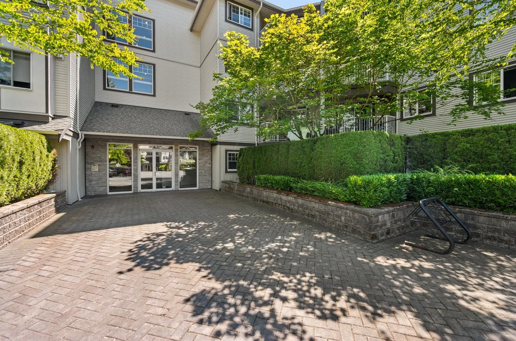 206 19340 65 AVENUE, Surrey BC V3S 6X5, Surrey BC — Residential for Sale — Photo 4 of 38