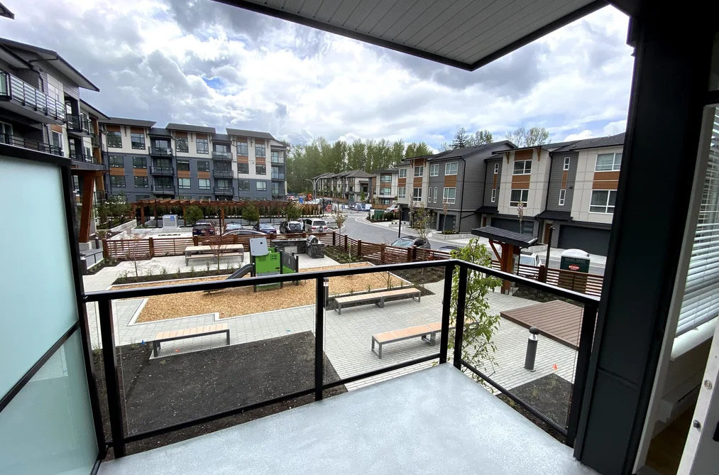 206 19935 75A AVENUE, Langley BC V2Y 4L6, Langley BC — Residential for Sale - Photo 2