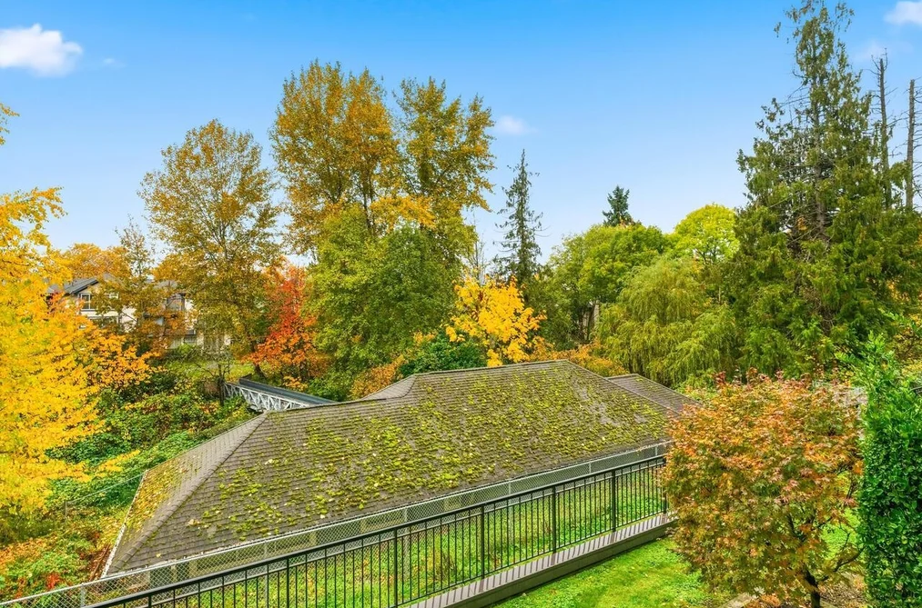 206 20062 FRASER HIGHWAY, Langley BC V3A 0E6, Langley BC — Residential for Sale - Photo 2