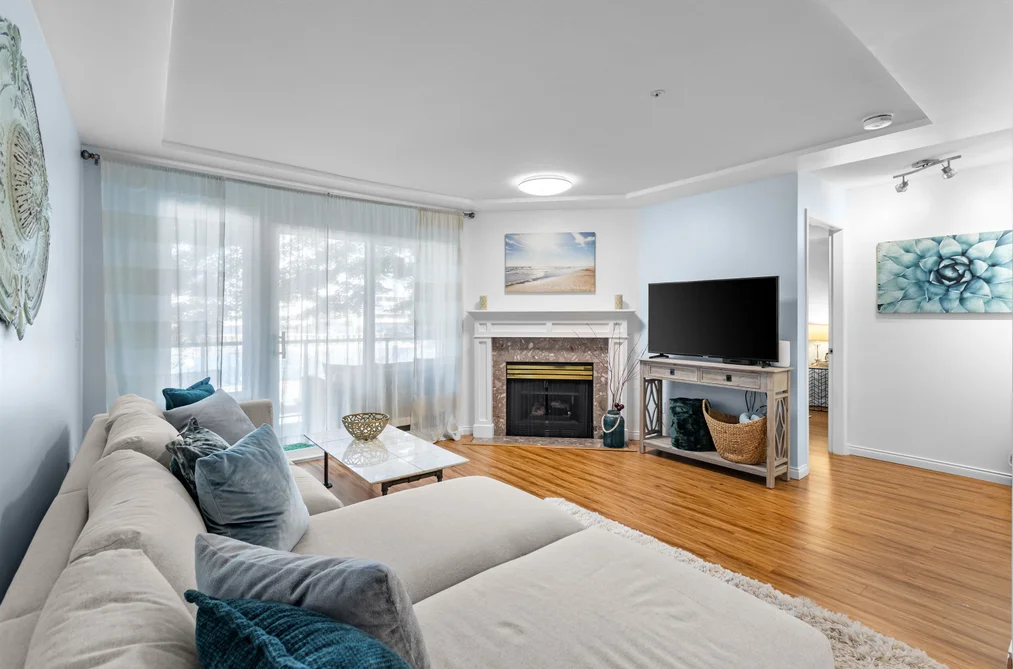 Condo for sale at 206 20433 53 Avenue Langley British Columbia - MLS: R3157477
