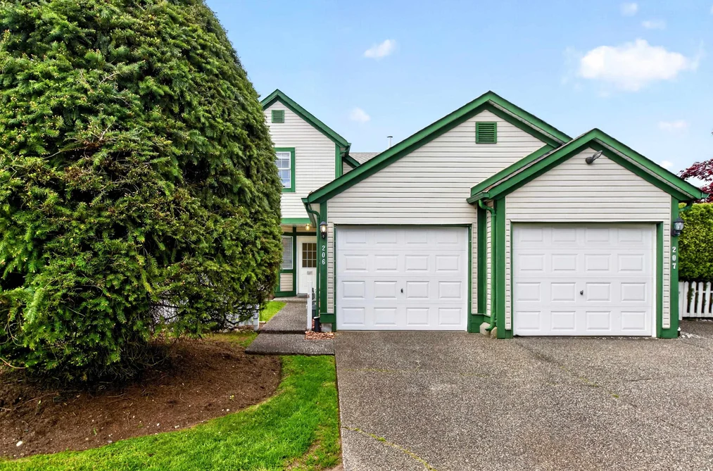 Townhouse for sale at 206 20675 118 Avenue Maple Ridge British Columbia - MLS: R3115998