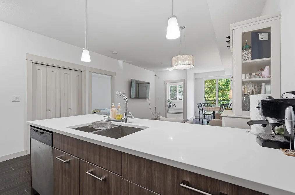 206 2214 KELLY AVENUE, Port Coquitlam, BC — Residential for Sale — Photo 4 of 27