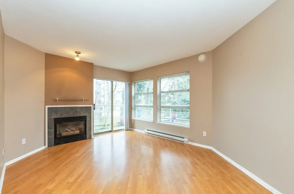 206 22277 122 AVENUE, Maple Ridge BC V2X 3X8, Maple Ridge BC — Residential for Sale - Photo 2