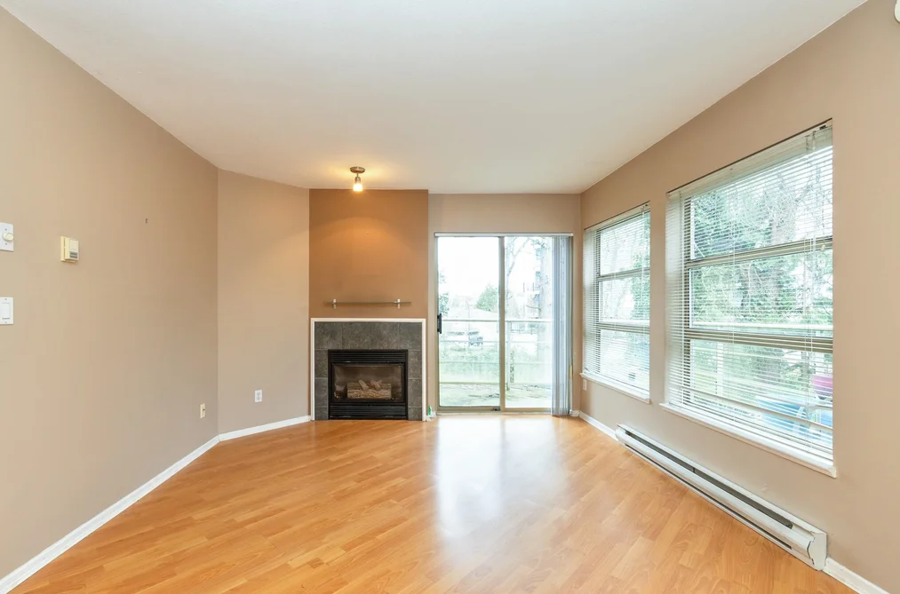 206 22277 122 AVENUE, Maple Ridge BC V2X 3X8, Maple Ridge BC — Residential for Sale - Photo 3