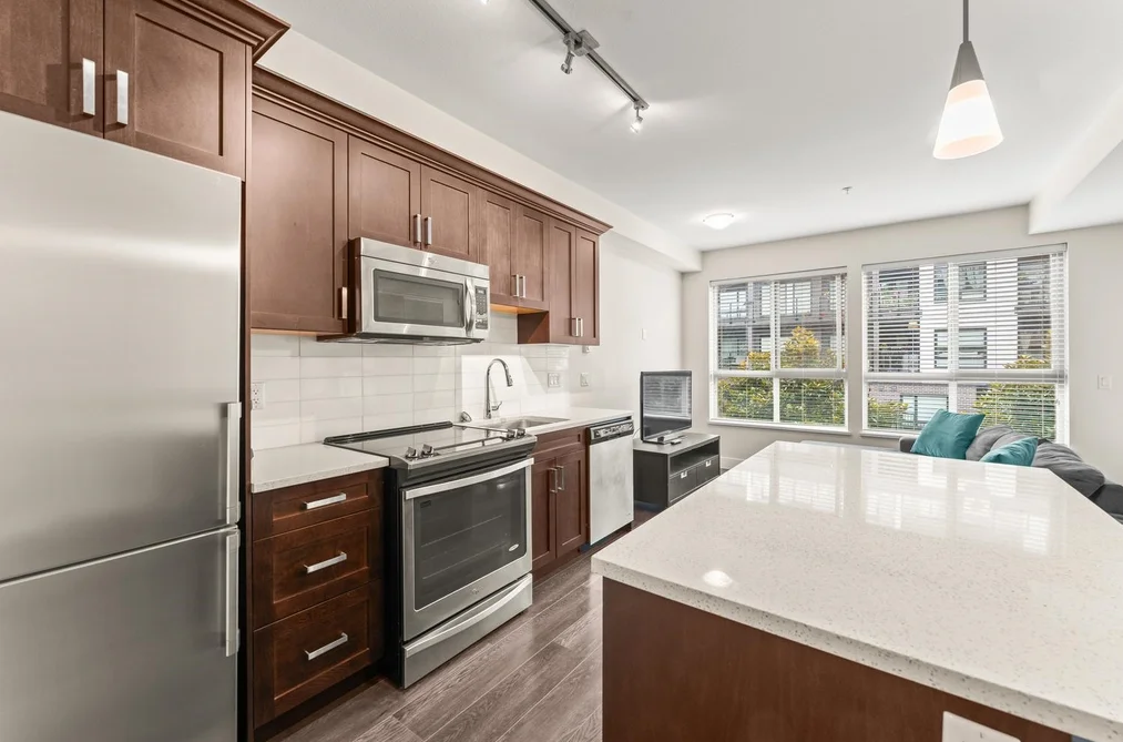 Condo for sale at 206 2288 Welcher Avenue Port Coquitlam British Columbia - MLS: R3162276