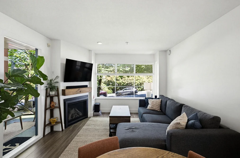 206 2388 TRIUMPH STREET, Vancouver BC V5L 1L5, Vancouver BC — Residential for Sale - Photo 2