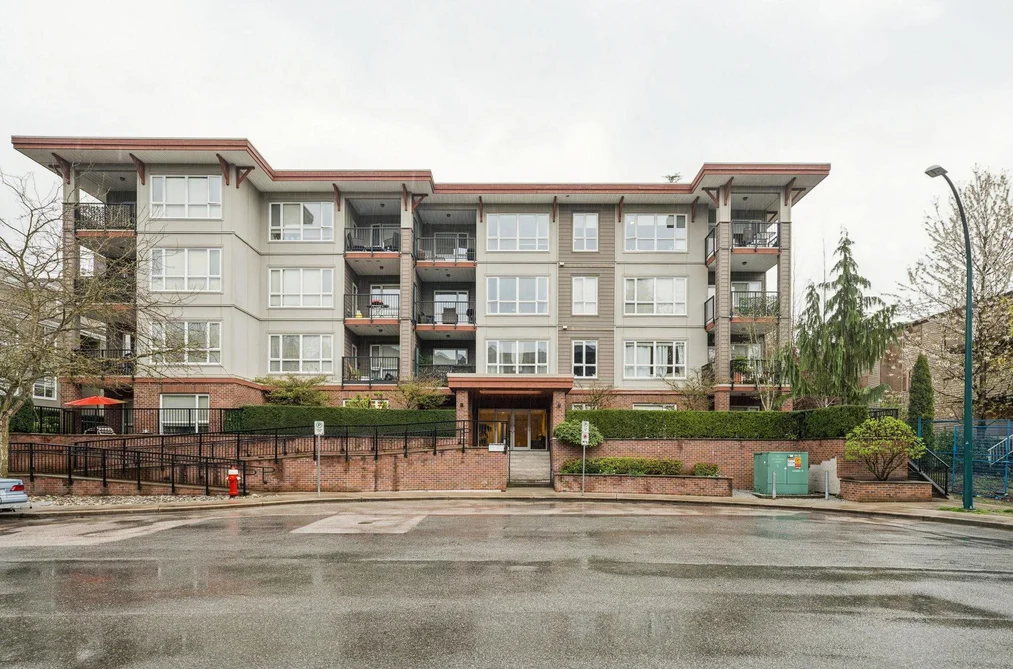 Condo for sale at 206 2473 Atkins Avenue Port Coquitlam British Columbia - MLS: R3112932