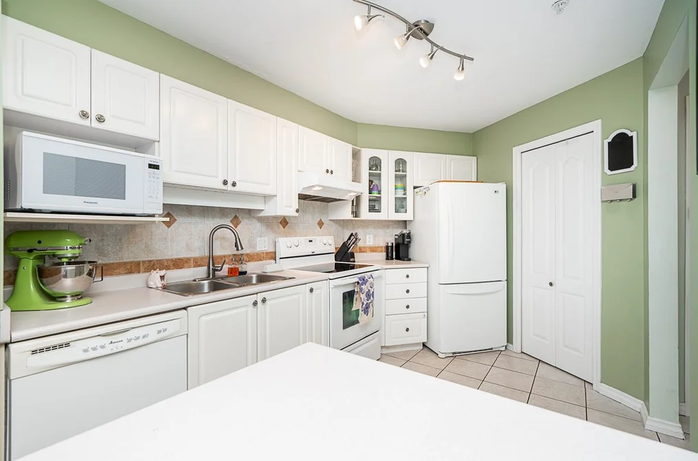 206 2559 PARKVIEW LANE, Port Coquitlam BC V3C 6M1, Port Coquitlam BC — Residential for Sale — Photo 10 of 26