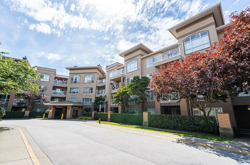 206 2559 PARKVIEW LANE, Port Coquitlam BC V3C 6M1, Port Coquitlam BC — Residential for Sale — Photo 3 of 26