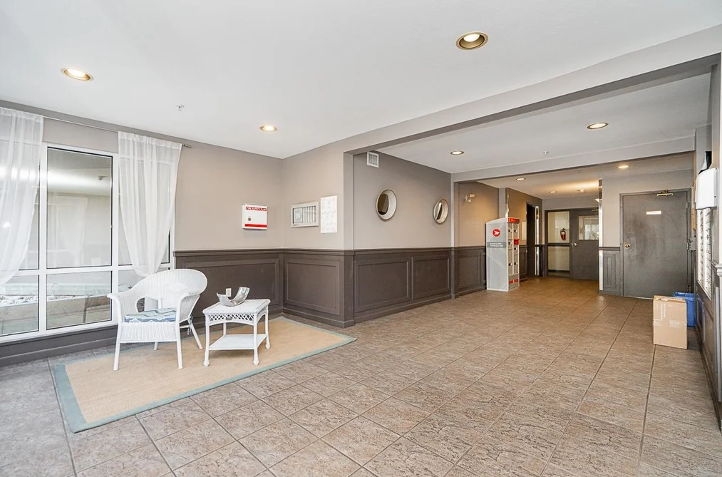 206 2559 PARKVIEW LANE, Port Coquitlam BC V3C 6M1, Port Coquitlam BC — Residential for Sale — Photo 4 of 26