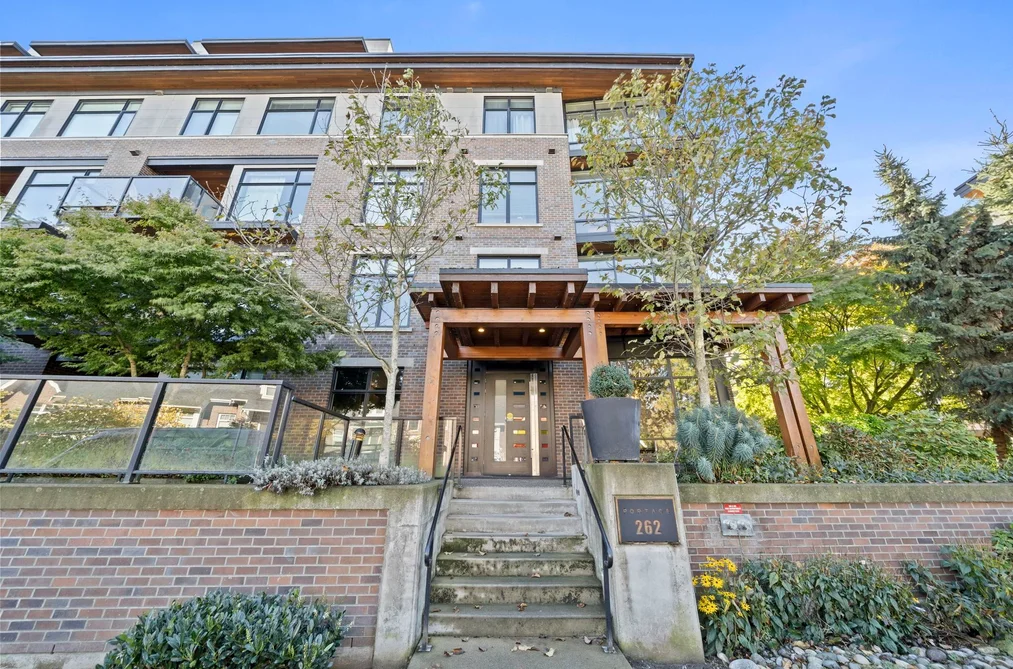 262 Salter St Unit 206, New Westminster, BC - MLS: R3176796