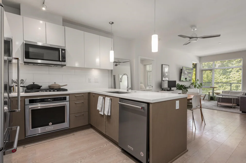 Condo for sale at 206 28 E Royal Avenue New Westminster British Columbia - MLS: R3133915