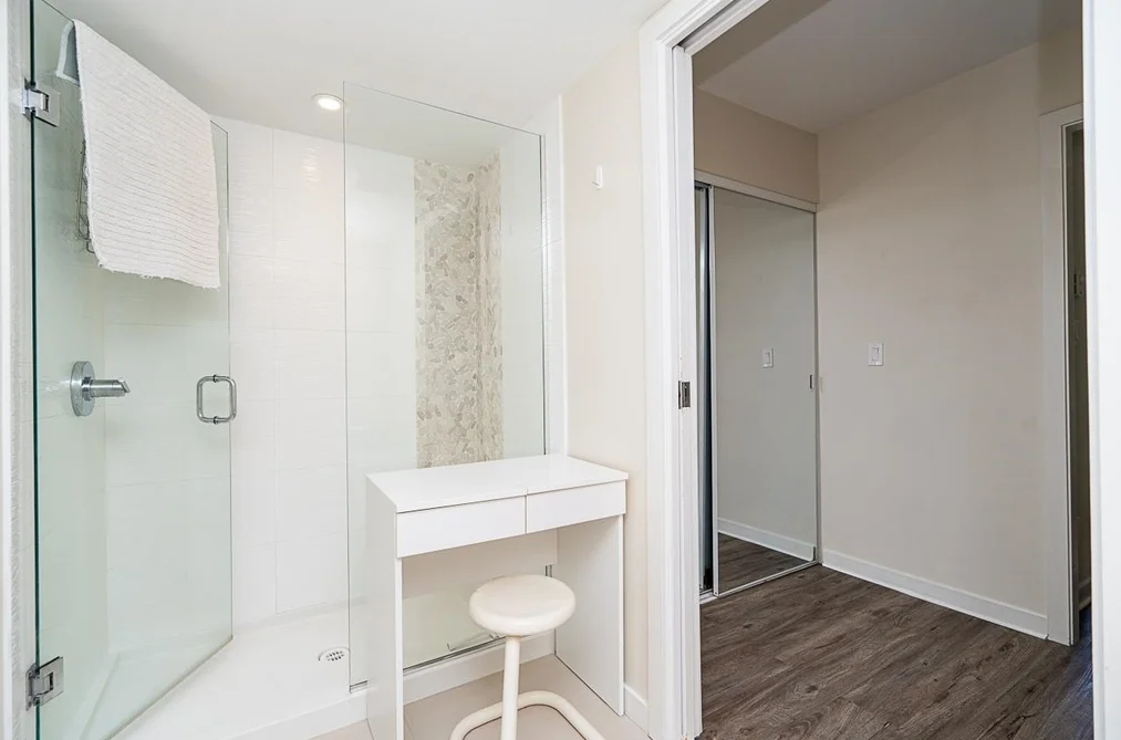 206 2832 CAPILANO ROAD, North Vancouver BC V7R 4H5, North Vancouver BC — Residential for Sale — Photo 25 of 38