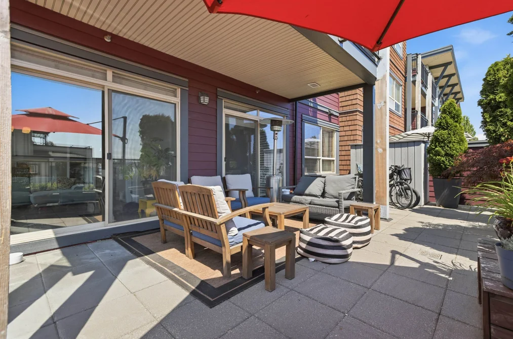 Condo for sale at 206 288 Hampton Street New Westminster British Columbia - MLS: R3150513