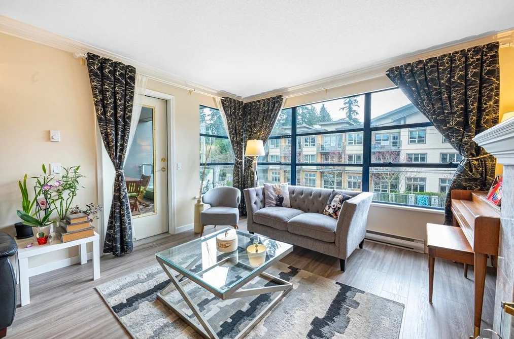 Condo for sale at 206 3151 Woodbine Drive North Vancouver British Columbia - MLS: R3104664