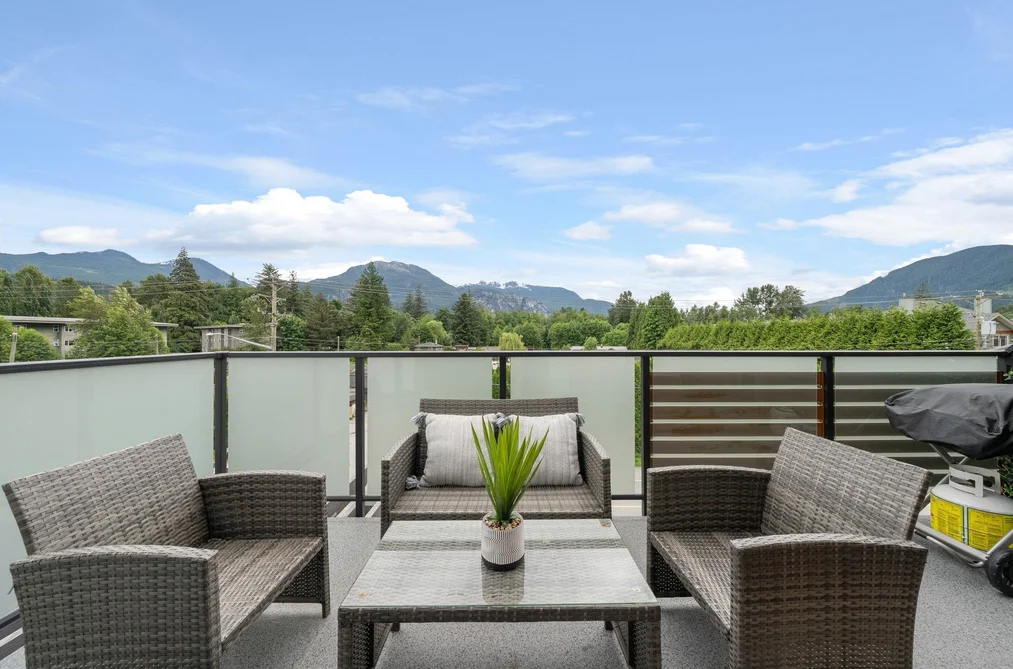 206 39767 GOVERNMENT ROAD, Squamish BC V8B 0Z1, Squamish BC — Residential for Sale — Photo 8 of 33