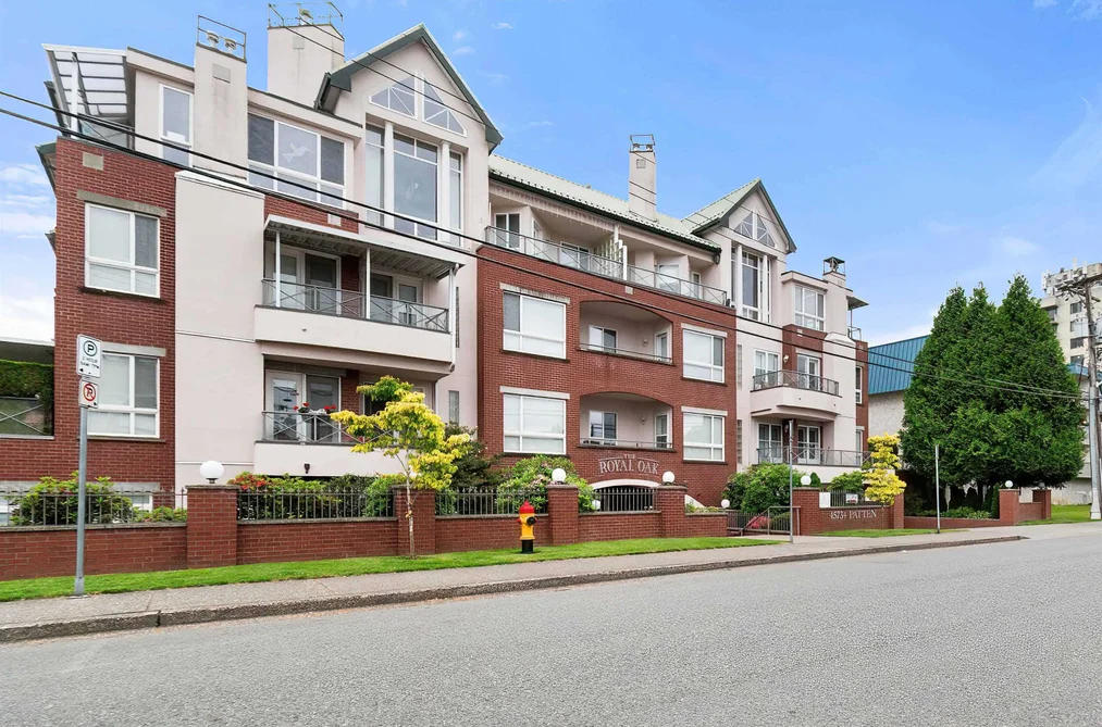 Condo for sale at 206 45734 Patten Avenue Chilliwack British Columbia - MLS: R3131590