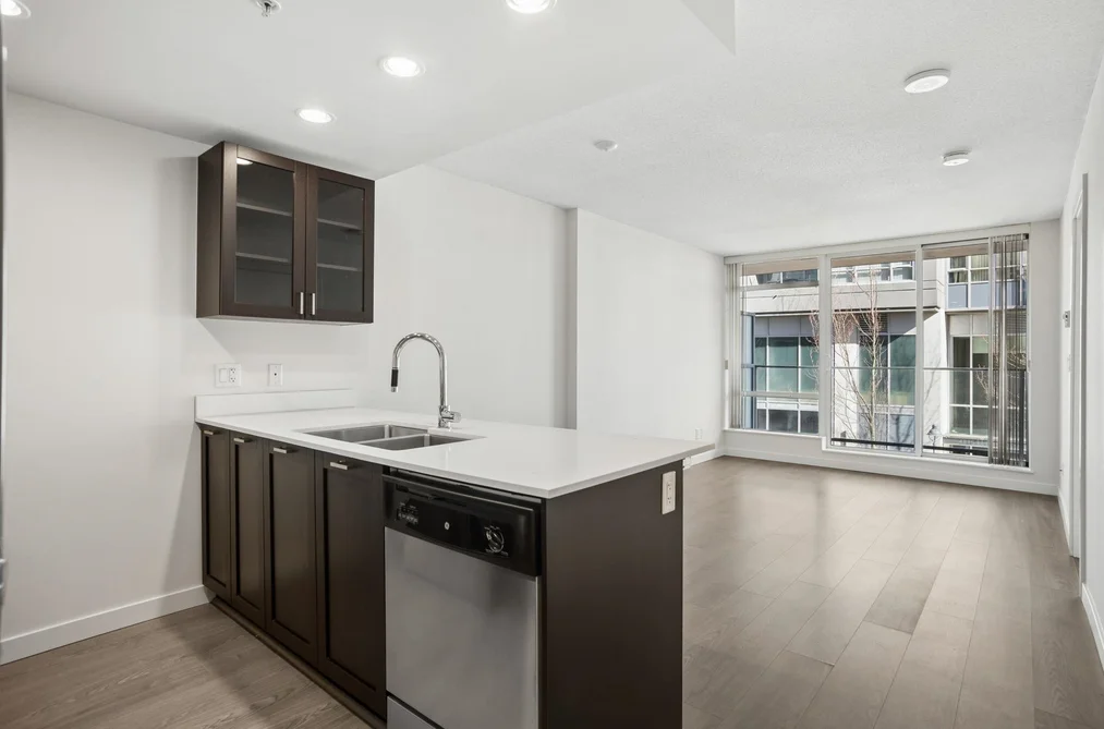 206 4815 ELDORADO MEWS, Vancouver BC V5R 0B2, Vancouver BC — Residential for Sale - Photo 3