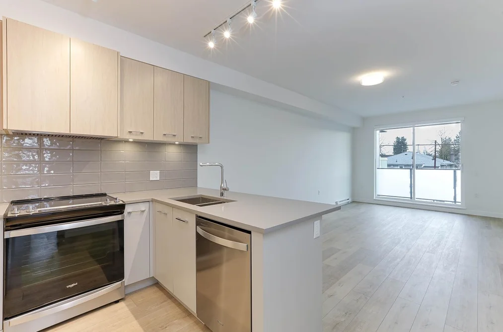 206 4933 CLARENDON STREET, Vancouver BC V5R 0J6, Vancouver BC — Residential for Sale - Photo 2