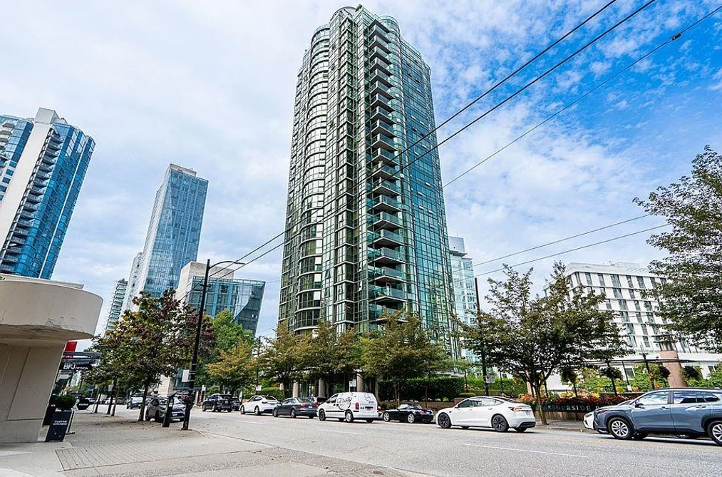 Condo for sale at 206 588 Broughton Street Vancouver British Columbia - MLS: R3170108