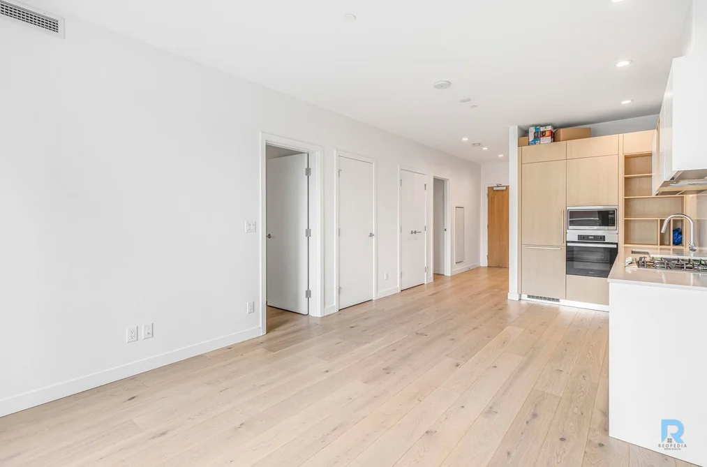 206 6000 MCKAY AVENUE, Burnaby BC V5H 0K2, Burnaby BC — Residential for Sale — Photo 16 of 40