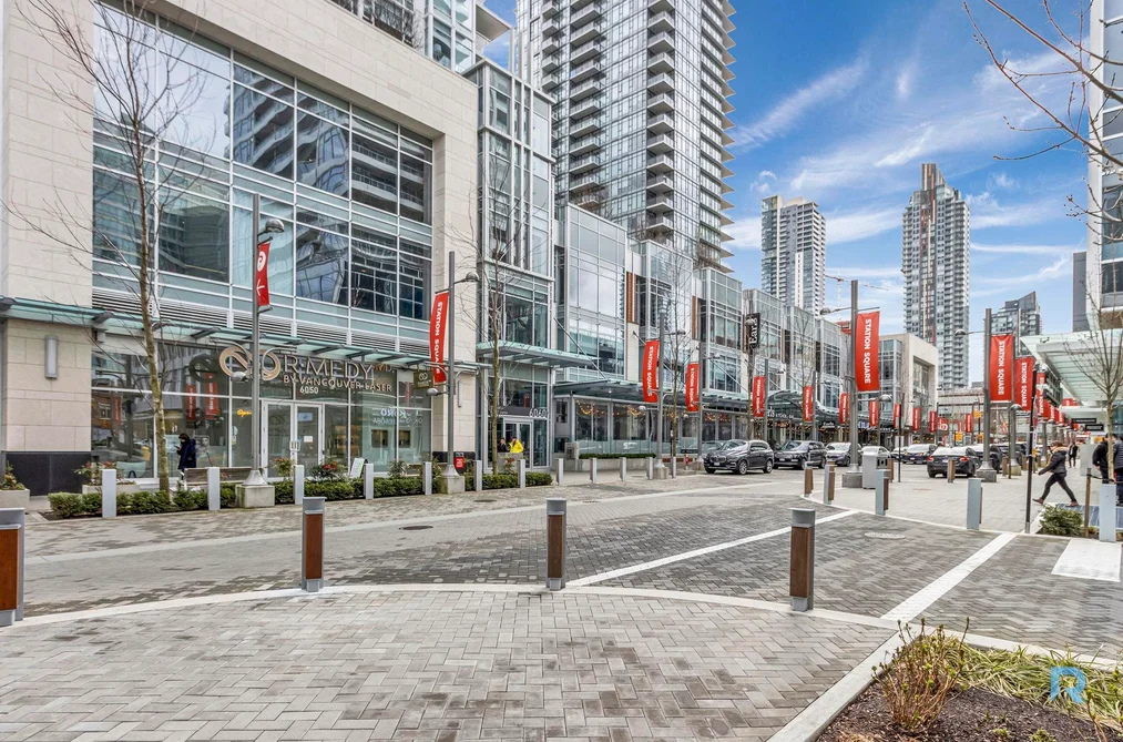 206 6000 MCKAY AVENUE, Burnaby BC V5H 0K2, Burnaby BC — Residential for Sale - Photo 2