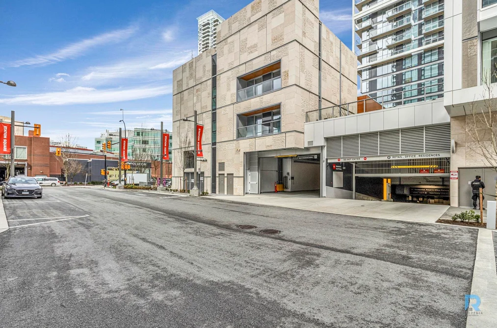 206 6000 MCKAY AVENUE, Burnaby BC V5H 0K2, Burnaby BC — Residential for Sale - Photo 4