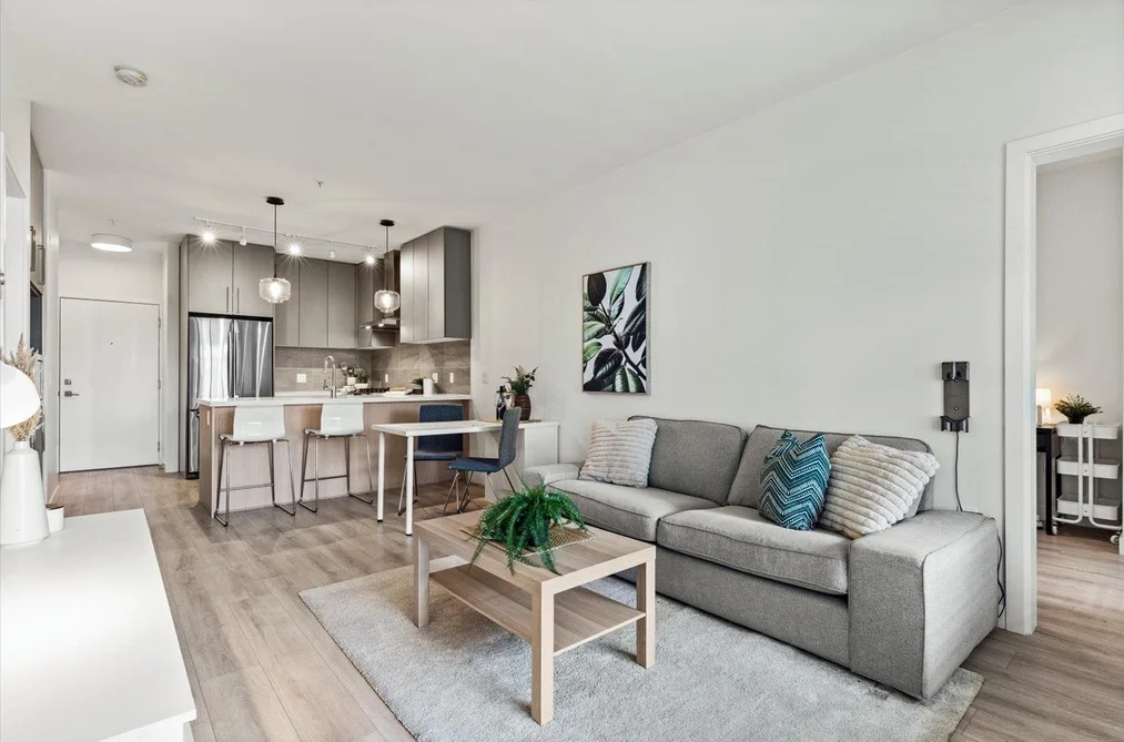 Condo for sale at 206 603 Regan Avenue Coquitlam British Columbia - MLS: R3127247