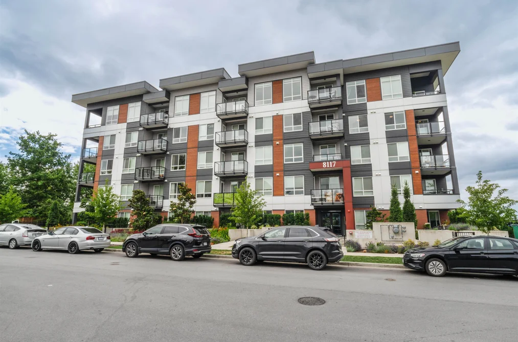 Condo for sale at 206 8117 200a Street Langley British Columbia - MLS: R3141223
