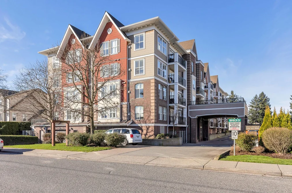 Condo for sale at 206 8933 Edward Street Chilliwack British Columbia - MLS: R3132977