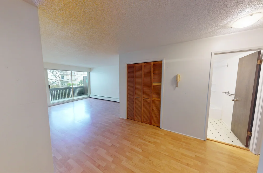 206 910 FIFTH AVENUE, New Westminster BC V3M 1Y2, New Westminster BC — Residential for Sale - Photo 4