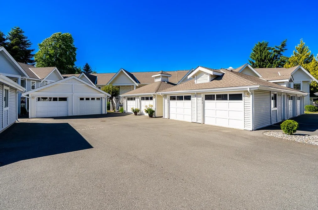 206 9109 154 STREET, Surrey BC V3R 9G8, Surrey BC — Residential for Sale — Photo 4 of 39