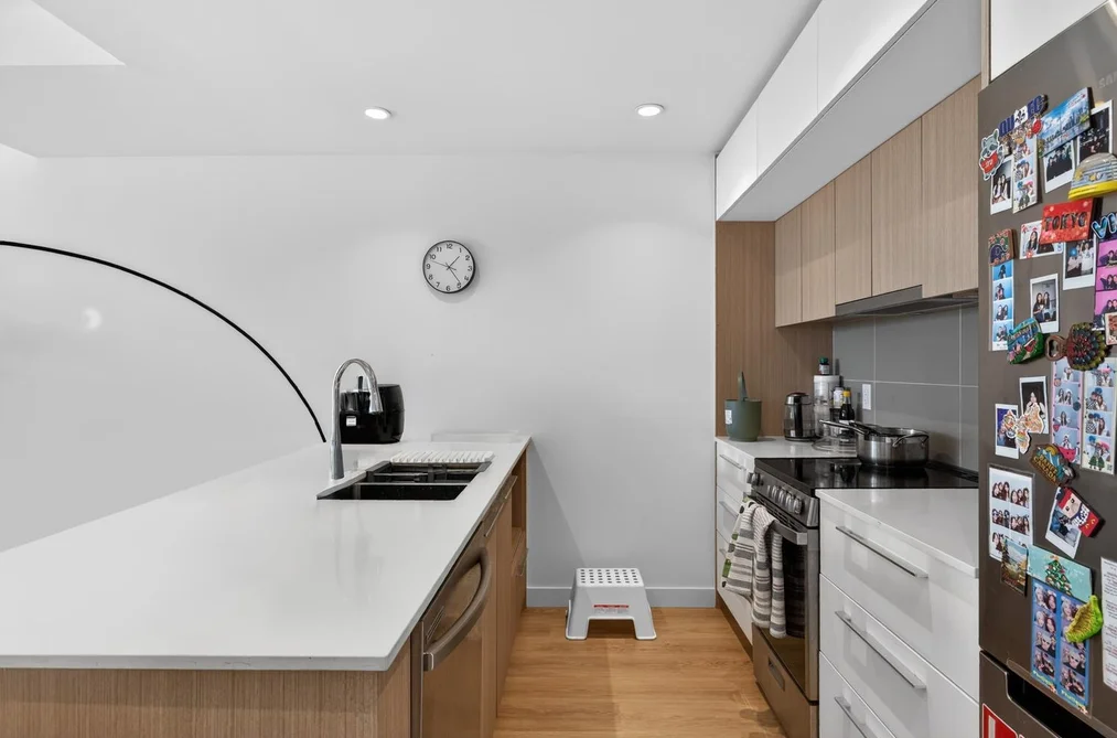 206 9580 TOWER ROAD, Burnaby BC V5A 0G5, Burnaby BC — Residential for Sale - Photo 5