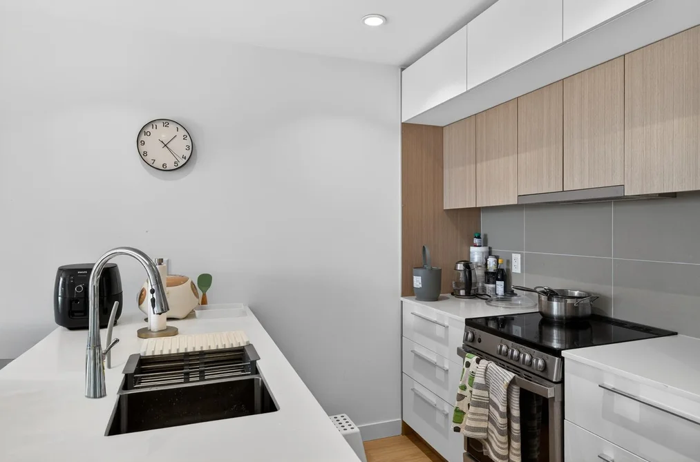 206 9580 TOWER ROAD, Burnaby BC V5A 0G5, Burnaby BC — Residential for Sale - Photo 6