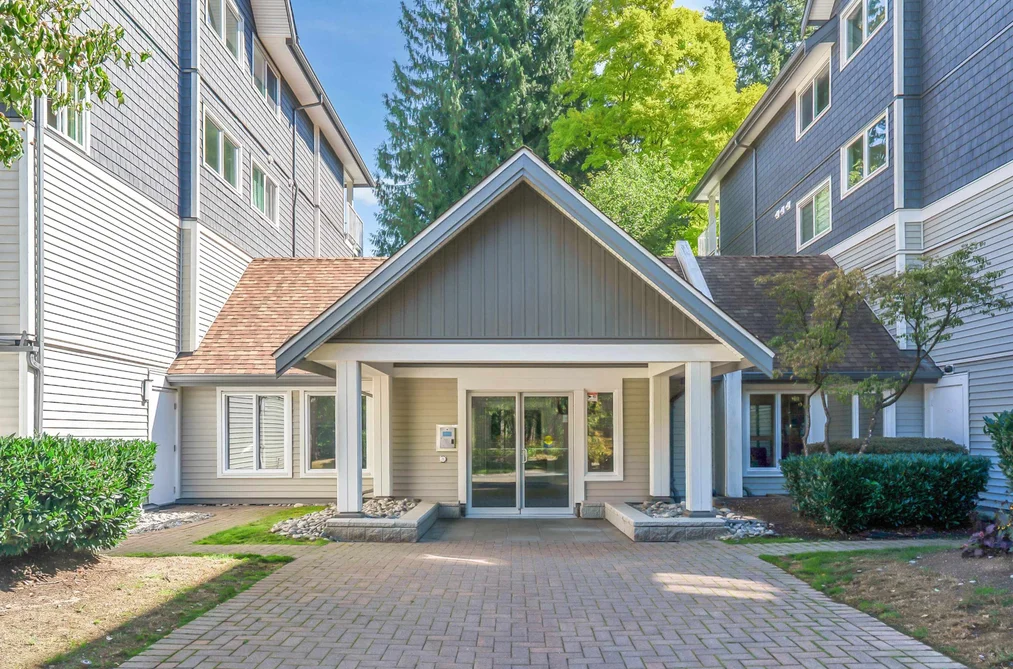 Condo for sale at 206 9668 148 Street Surrey British Columbia - MLS: R3161068