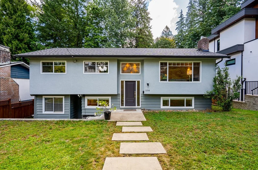 House for sale at 206 Clearview Drive Port Moody British Columbia - MLS: R3160954