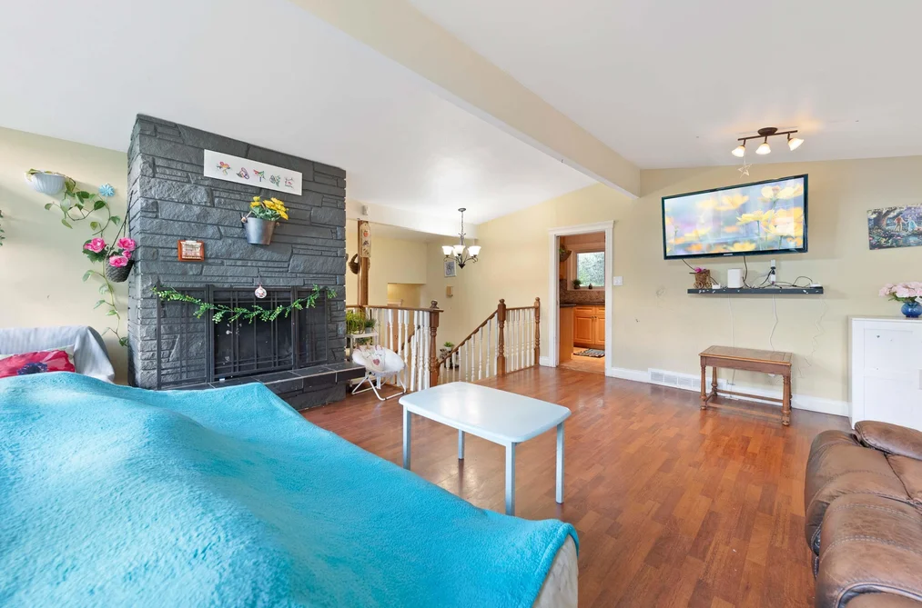 20624 48 AVENUE, Langley BC V3A 3L6, Langley BC — Residential for Sale - Photo 2