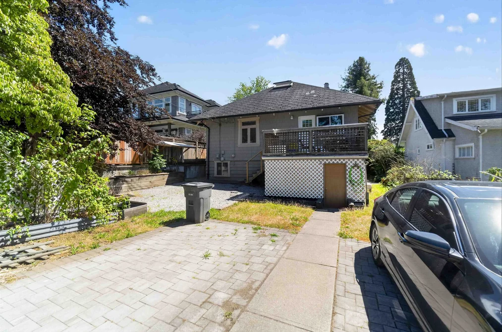2063 W 37TH AVENUE, Vancouver, BC — Residential for Sale — Photo 6 of 40