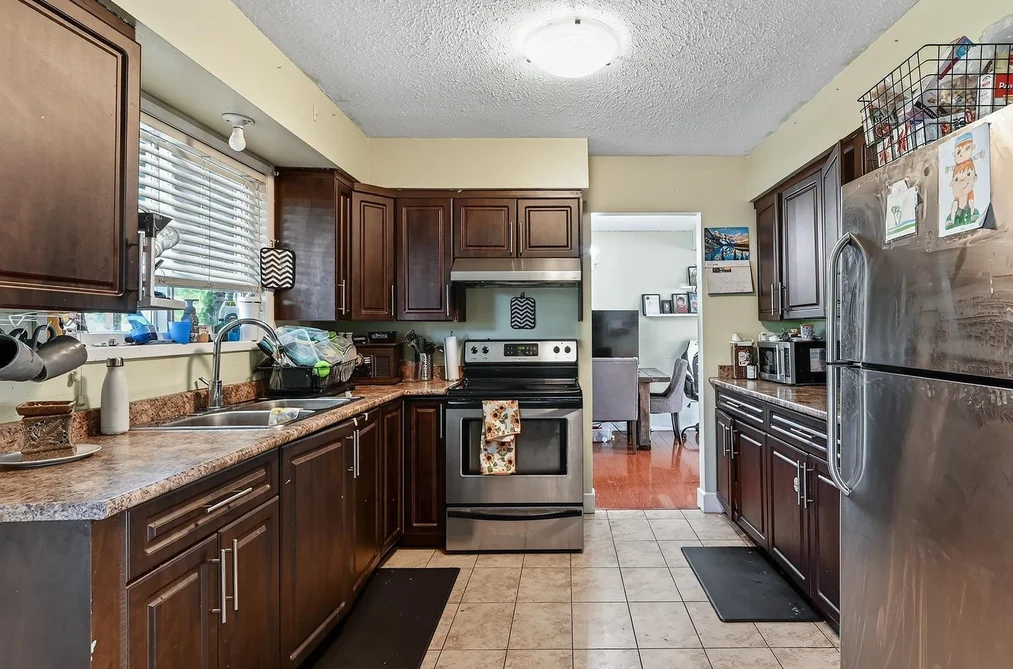 2068 RIDGEWAY STREET, Abbotsford BC V2T 3X7, Abbotsford BC — Residential for Sale - Photo 7