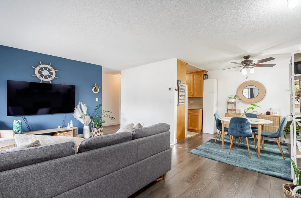 Condo for sale at 207 1025 Cornwall Street New Westminster British Columbia - MLS: R3119827