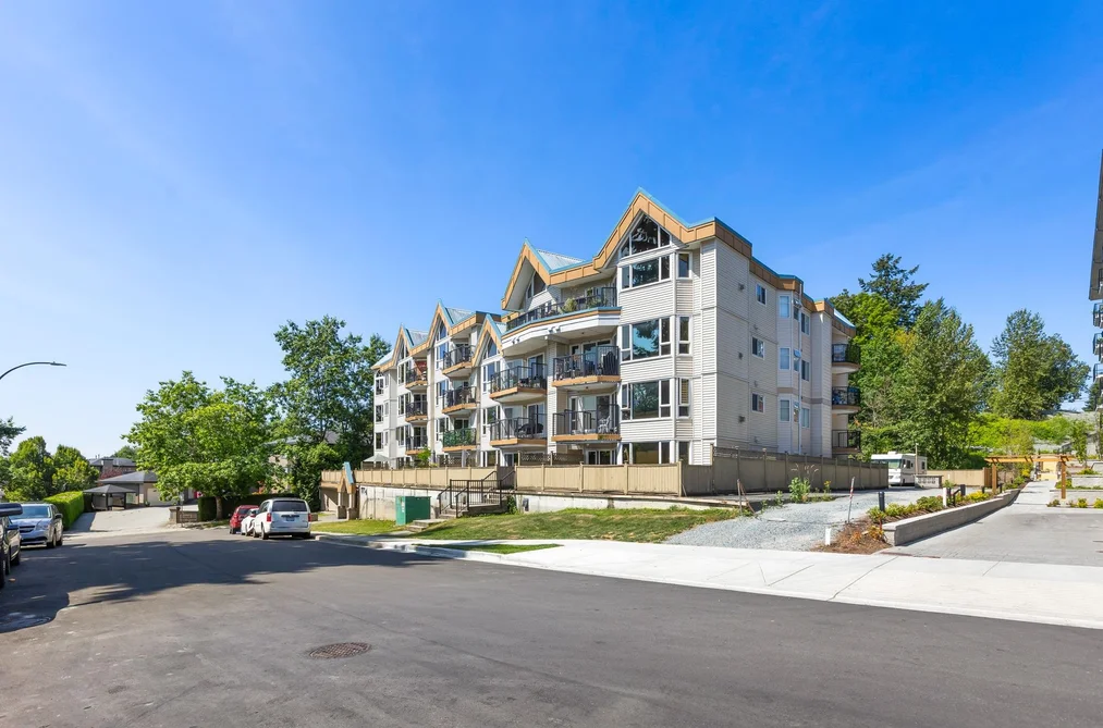 207 11595 FRASER STREET, Maple Ridge BC V2X 0X7, Maple Ridge BC — Residential for Sale - Photo 2