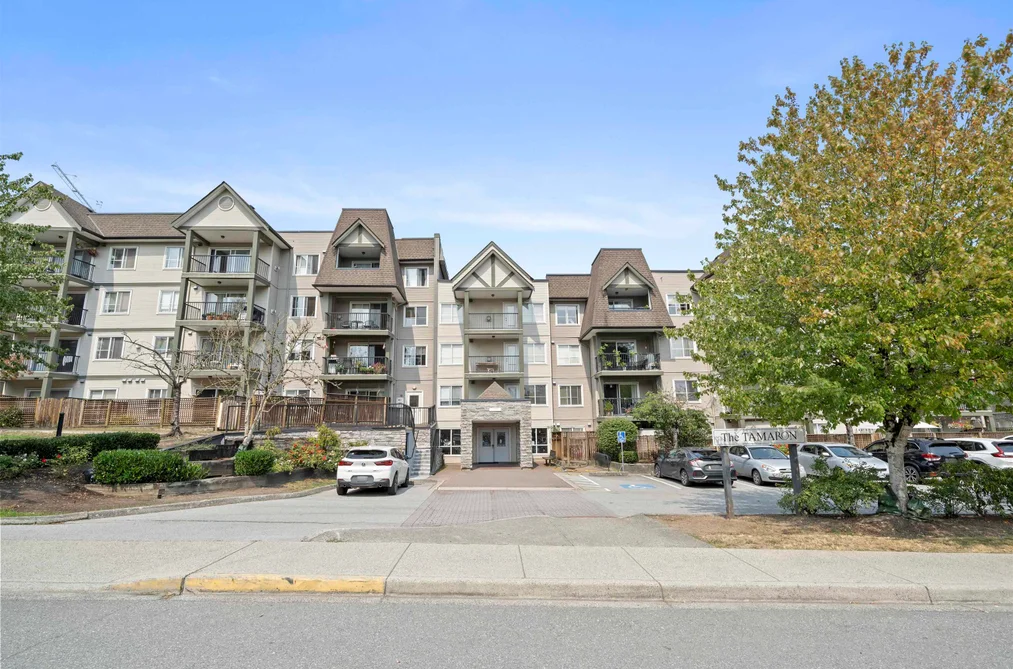 12083 92a Ave Unit 207, Surrey, BC - MLS: R3178047