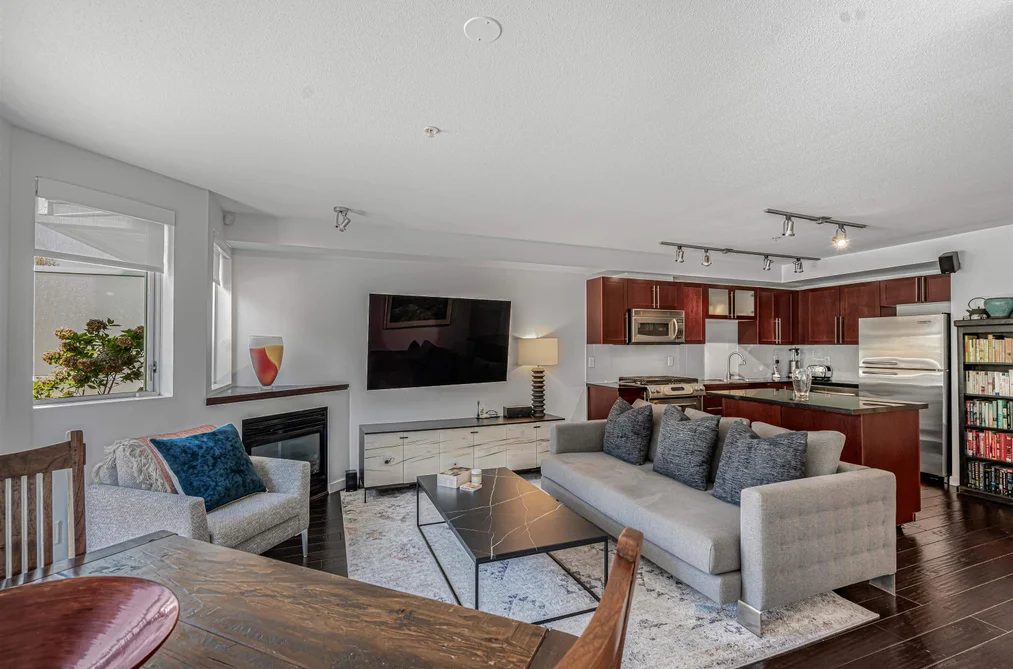 207 122 E 3RD STREET, North Vancouver BC V7L 1E6, North Vancouver BC — Residential for Sale - Photo 6