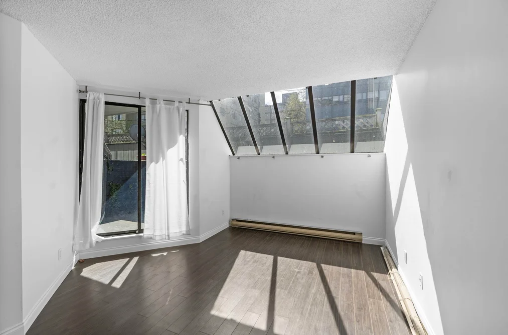 207 1270 ROBSON STREET STREET, Vancouver BC V6E 1C1, Vancouver BC — Residential for Sale - Photo 6