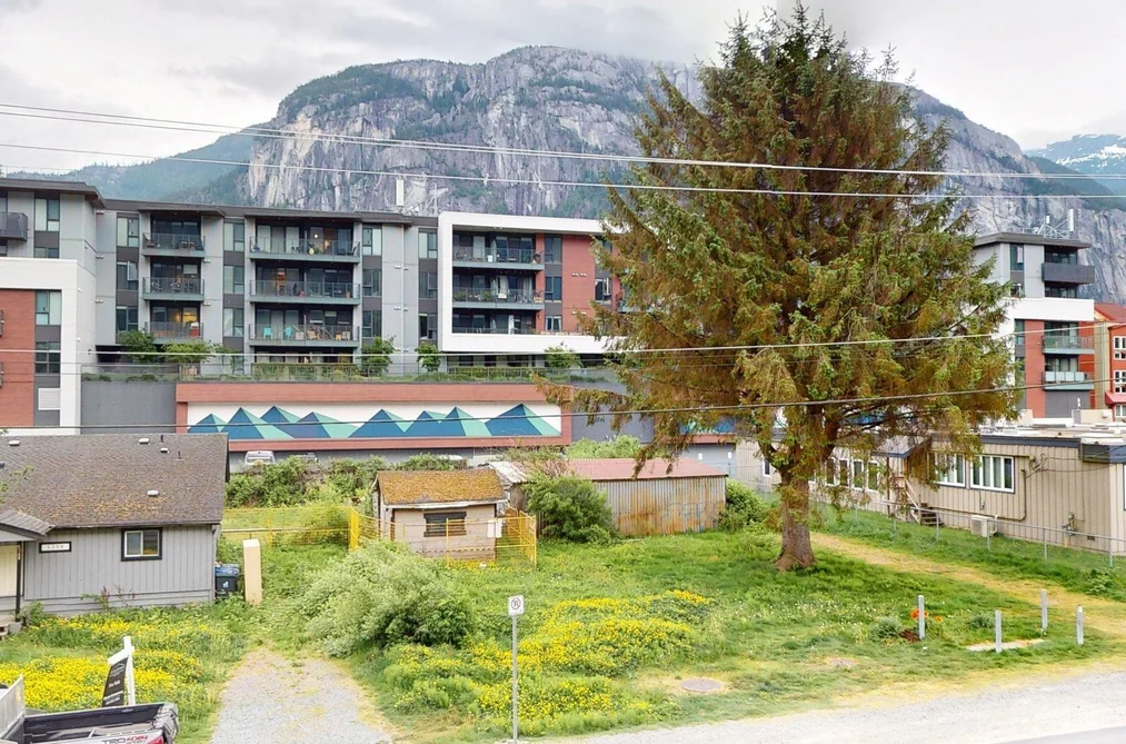 207 1336 MAIN STREET, Squamish BC V8B 0R2, Squamish BC — Residential for Sale - Photo 3