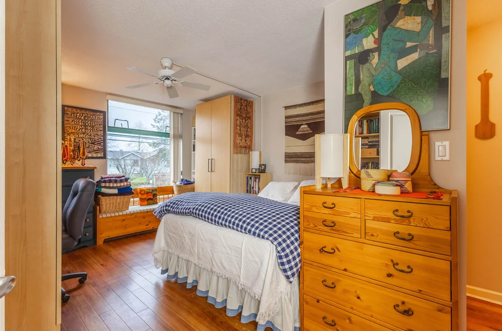 207 15466 NORTH BLUFF ROAD, White Rock BC V4B 3G1, White Rock BC — Residential for Sale — Photo 11 of 29