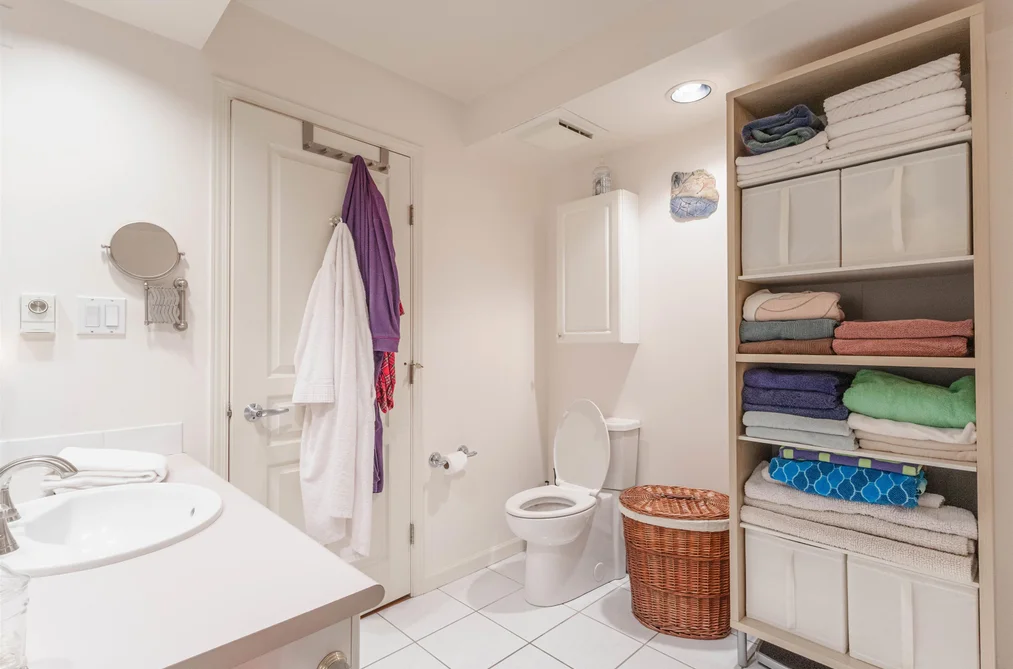 207 15466 NORTH BLUFF ROAD, White Rock BC V4B 3G1, White Rock BC — Residential for Sale — Photo 15 of 29